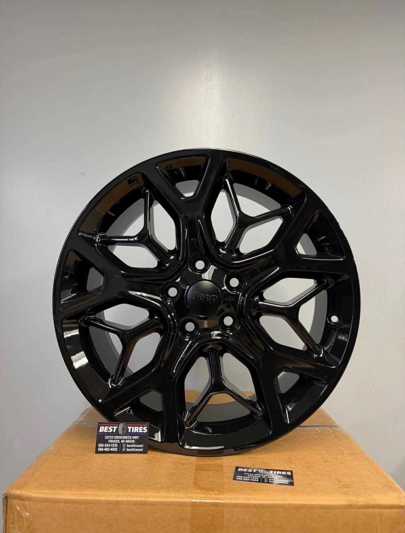 Gloss Black Jeep Wheels